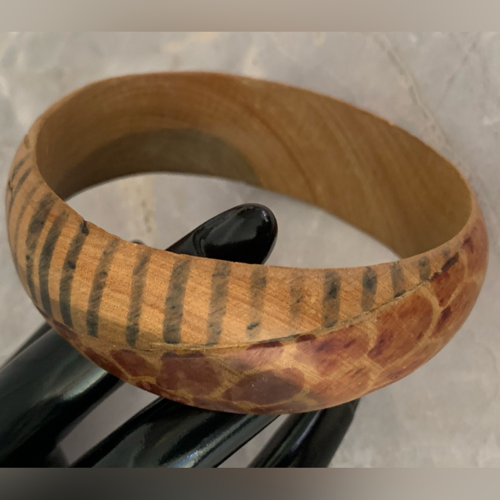 Animal Print Hand Crafted Wooden Bracelet with Natural Tones